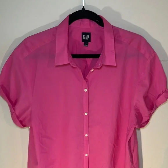 GAP Women's Top - Picture 10 of 12